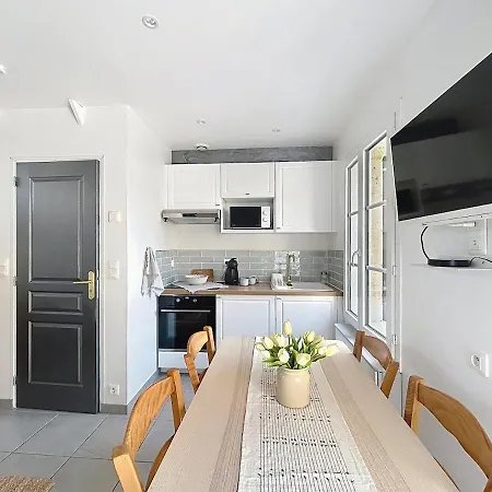 La Maison Louise-proche Gare Appartement *
